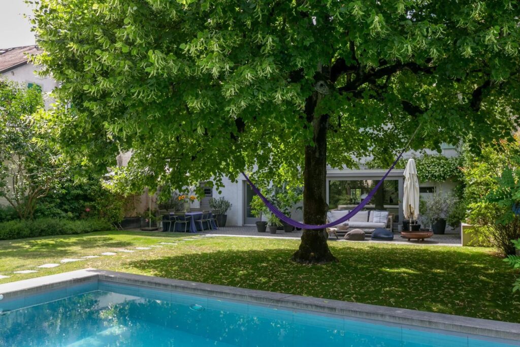 Magnificent building full of charm entirely renovated