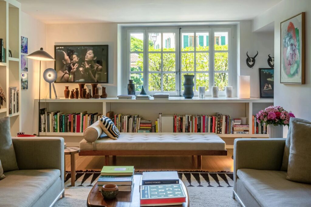 Magnificent building full of charm entirely renovated