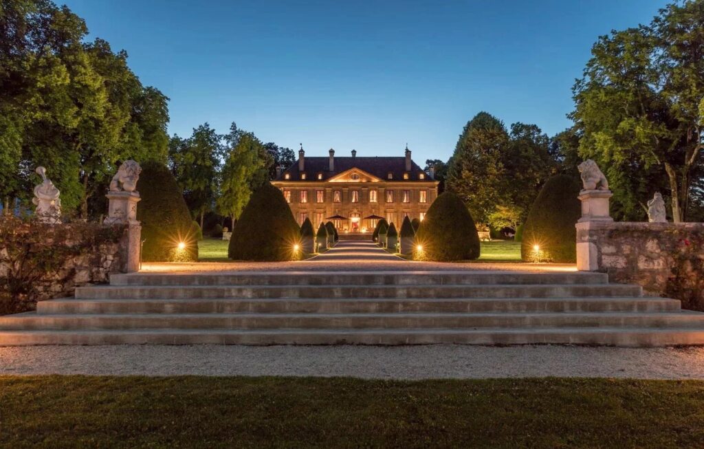 Chateau d&rsquo;exception au milieu des vignes