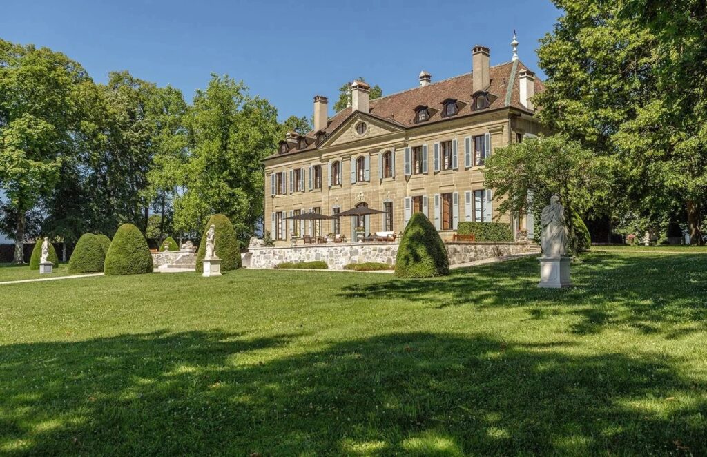 Chateau d&rsquo;exception au milieu des vignes