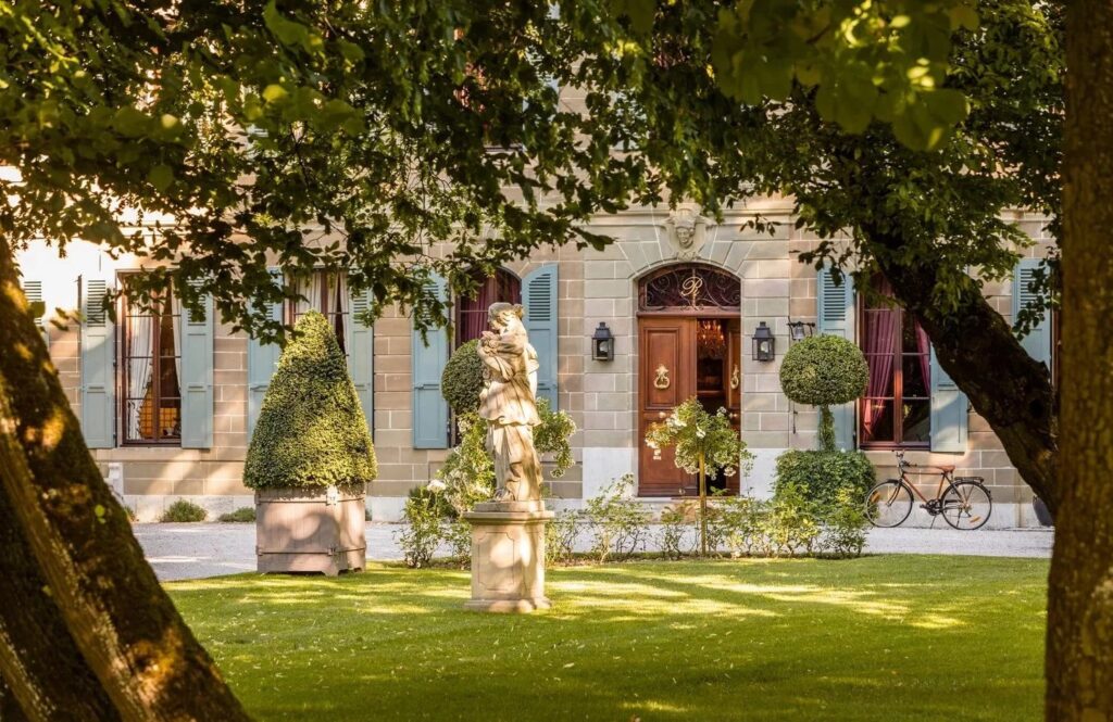 Chateau d&rsquo;exception au milieu des vignes