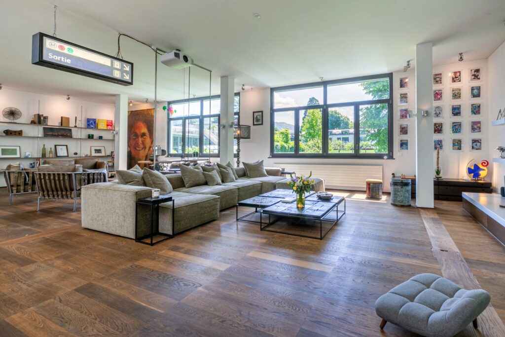 Loft grandiose, Oasis urbaine rare à la vente