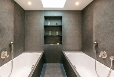 En exclusivité ! Villa d'architecte avec vue lac