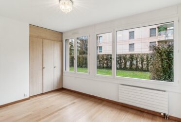 Co-exclusive listing – An exceptional apartment with a private garden