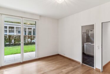 Co-exclusive listing – An exceptional apartment with a private garden