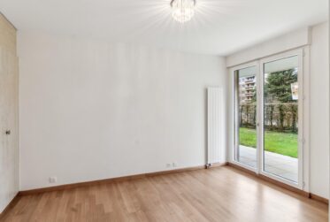 Co-exclusive listing – An exceptional apartment with a private garden