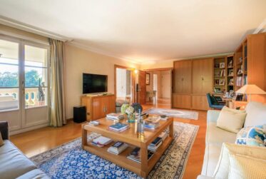 Very nice 7-room appartment in a luxury residence