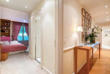 Very nice 7-room appartment in a luxury residence