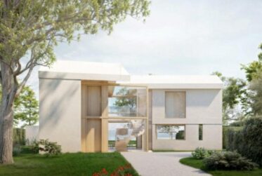 Unique Opportunity – Lakefront Property with Outstanding Potential
