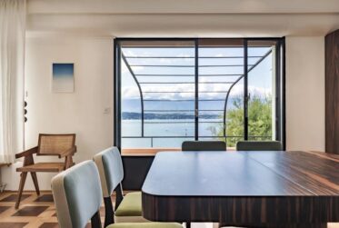 Superbe villa atypique surplombant le lac