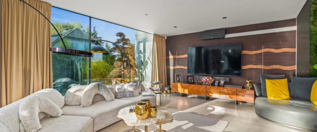 An exceptional property dedicated to a unique way of life