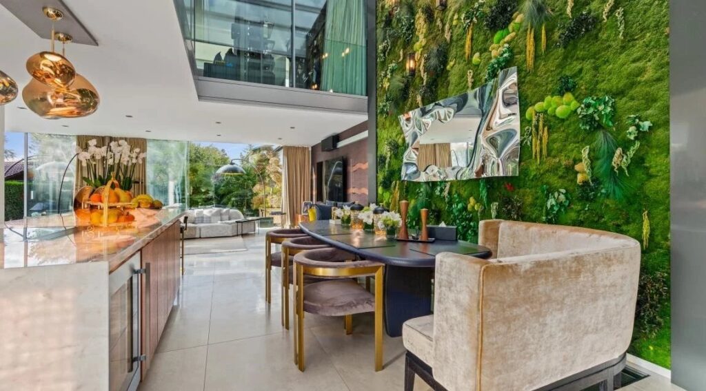 An exceptional property dedicated to a unique way of life