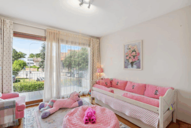 Élégant appartement de trois chambres traversant rénové avec goût