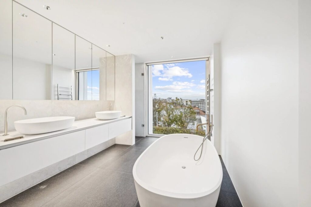 By the lake: Luxurious duplex penthouse with rooftop terrace in a prestigious residence