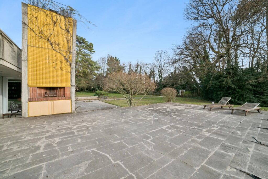 Exclusivité – Maison d&rsquo;architecte à Cologny