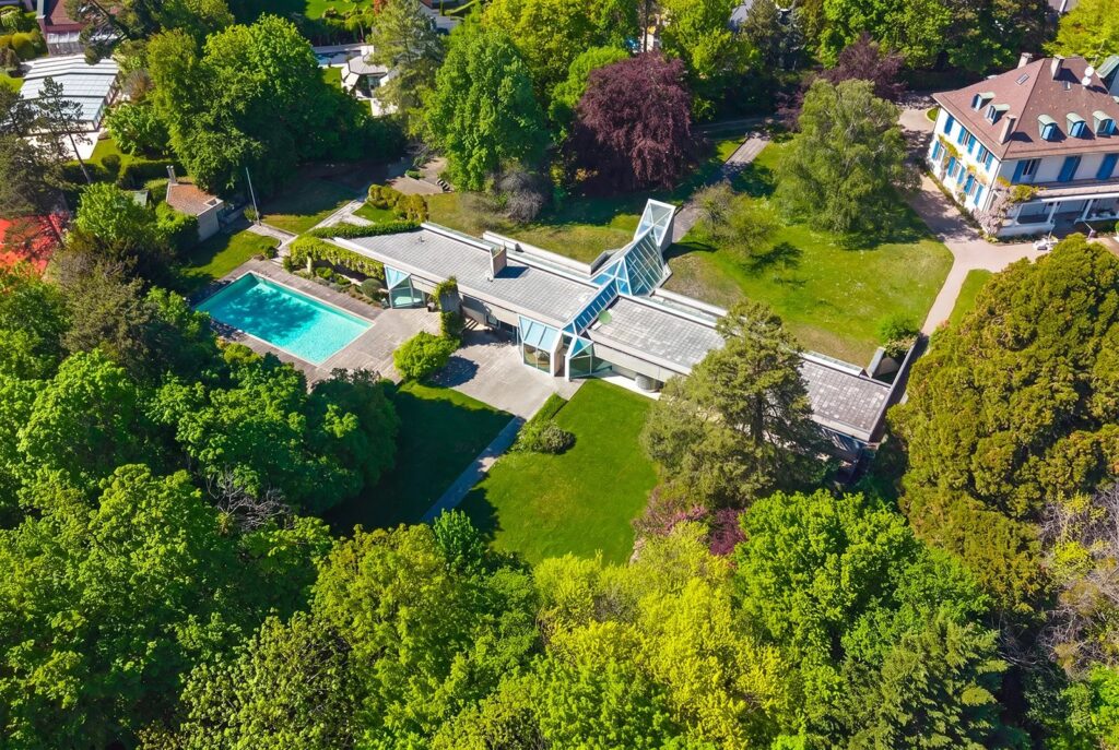 Exclusivité – Maison d&rsquo;architecte à Cologny