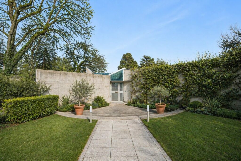 Exclusivité – Maison d&rsquo;architecte à Cologny