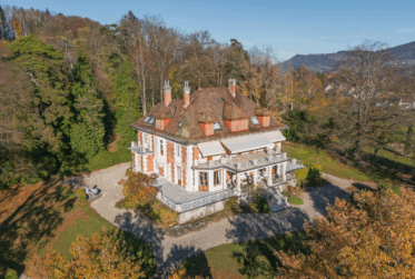 The Timeless Elegance of a Grand Residence Overlooking Lake Geneva