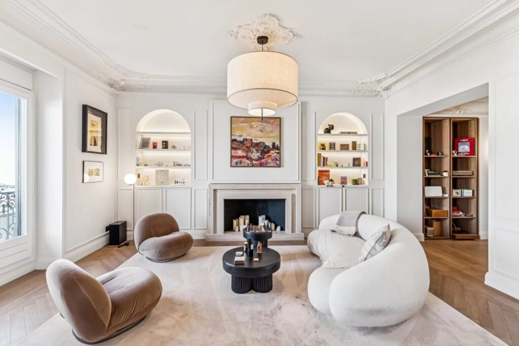 Magnifique appartement de Maître traversant face au lac