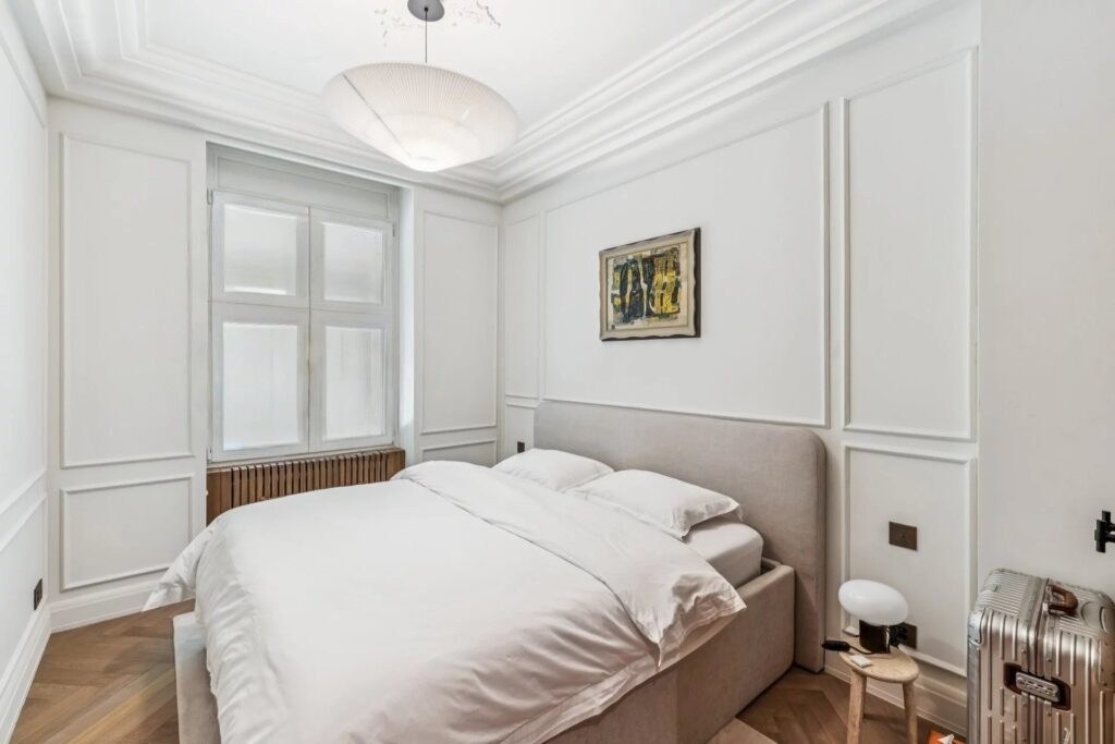 Magnifique appartement de Maître traversant face au lac