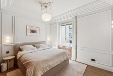 Magnifique appartement de Maître traversant face au lac