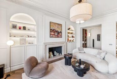 Magnifique appartement de Maître traversant face au lac