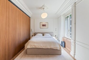 Magnifique appartement de Maître traversant face au lac