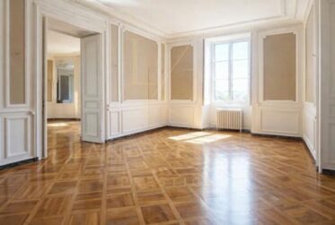 ÉLÉGANT APPARTEMENT DE CARACTÈRE AVEC VUE DÉGAGÉE SUR LE PARC DES BASTIONS