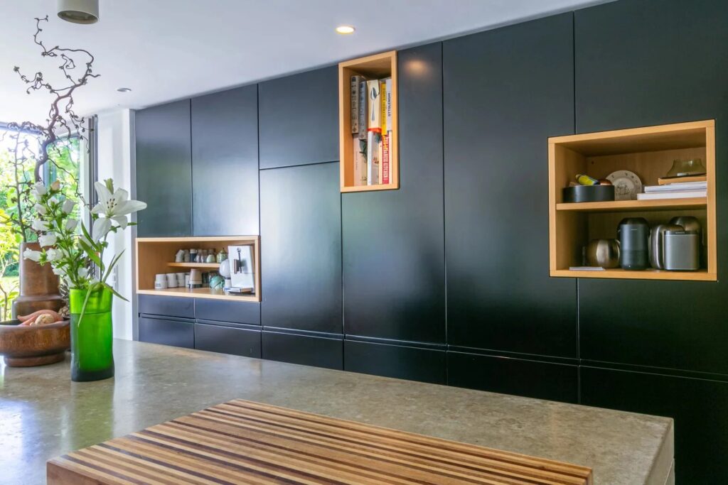 Magnificent building full of charm entirely renovated